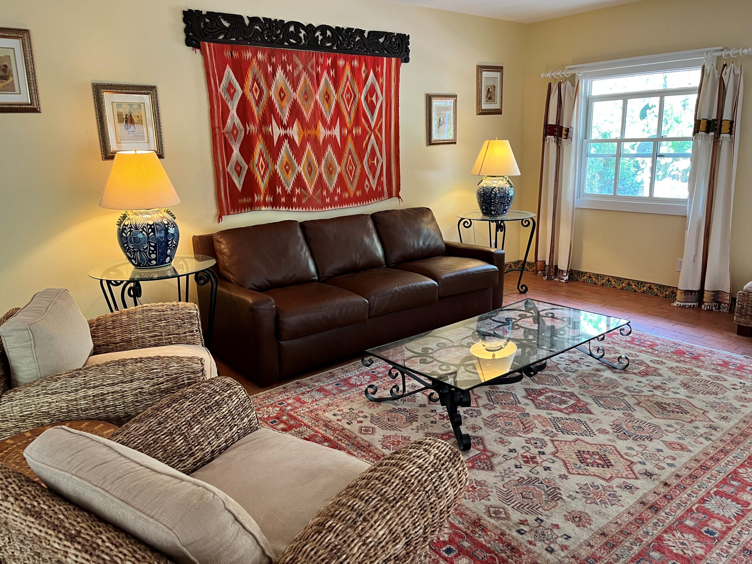 Large southwest decorated Living Room